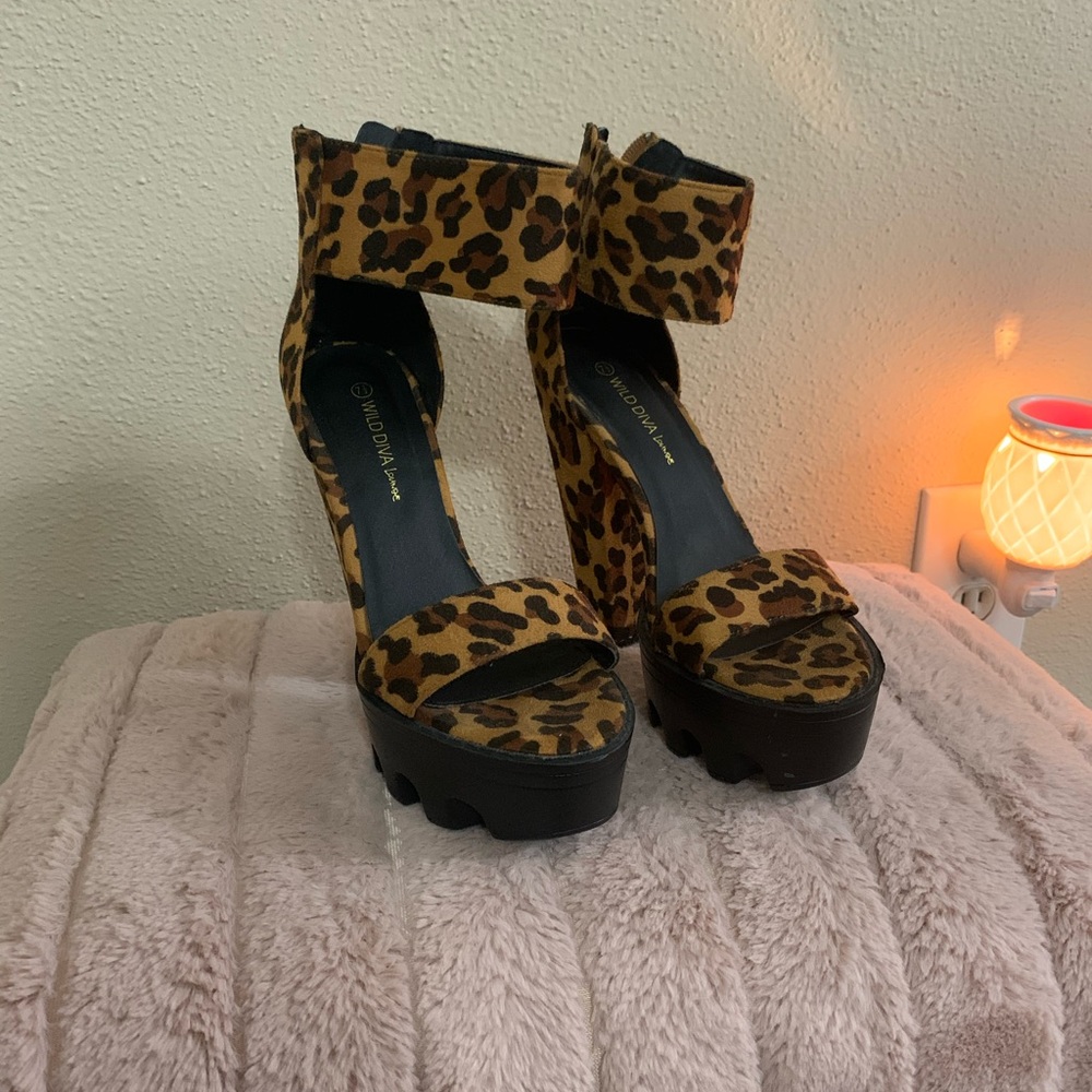 Leopard print chunky heels